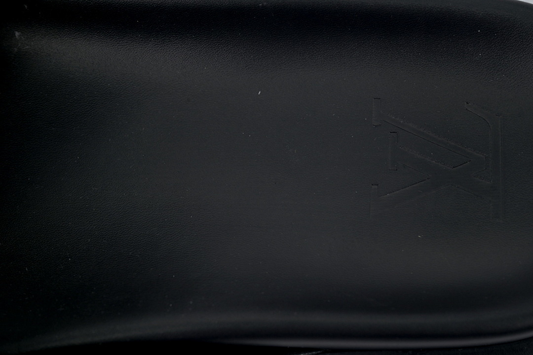 God  Batch LOUIS VUITTON Net Surface Black Green