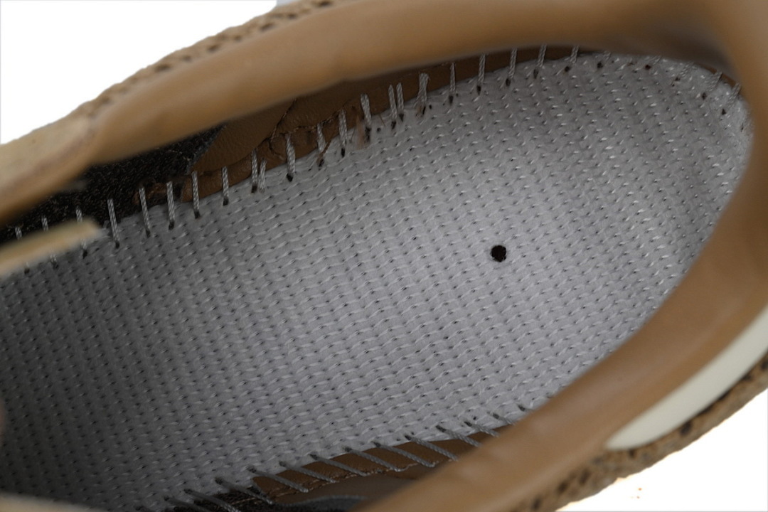  Adidas Samba OG 'Cardboard'  IG1379