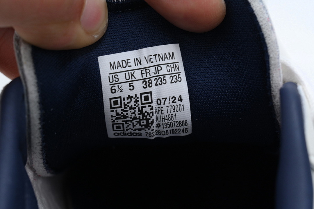 Adidas Originals Samba OG 'White Victory Red Indigo'  IH4881 