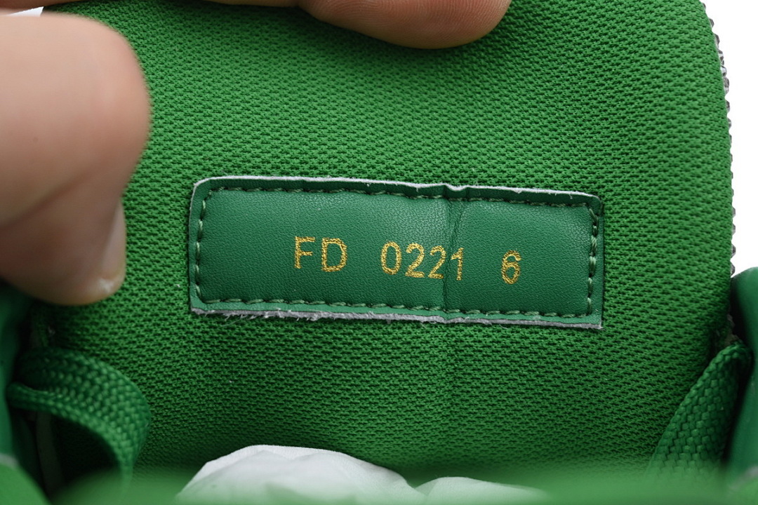 FC God Batch LOUIS VUITTON Trainer Gray Green Rhinestoness 