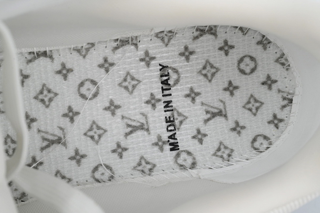 FC God Batch LOUIS VUITTON Trainer Blue White Rhinestones