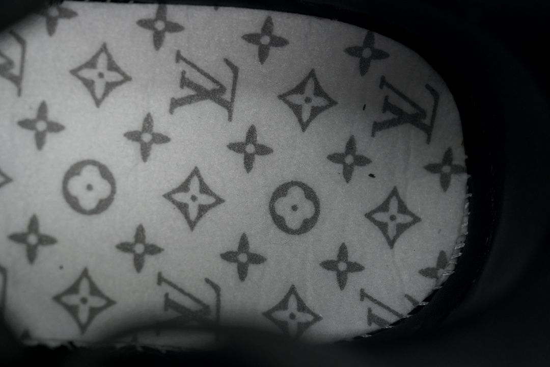 FC God Batch Louis Vuitton Trainer Black Lychee Patent Leather 