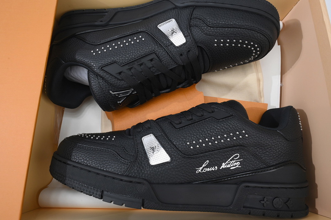 FC God Batch Louis Vuitton Trainer  Black Rivets