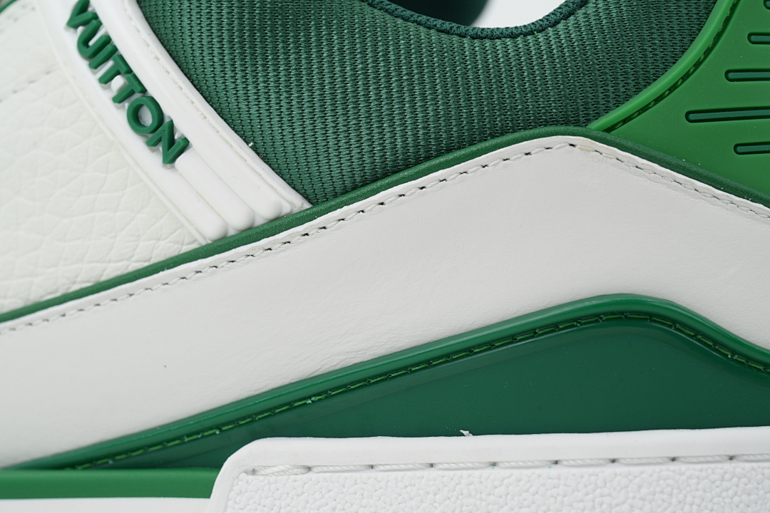FC God Batch LOUIS VUITTON Trainer  New White Green 