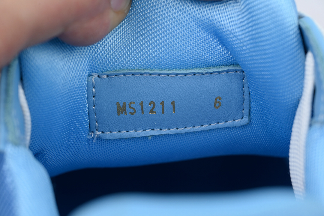 FC God Batch LOUIS VUITTON Trainer Blue Lychee Patent Leather 