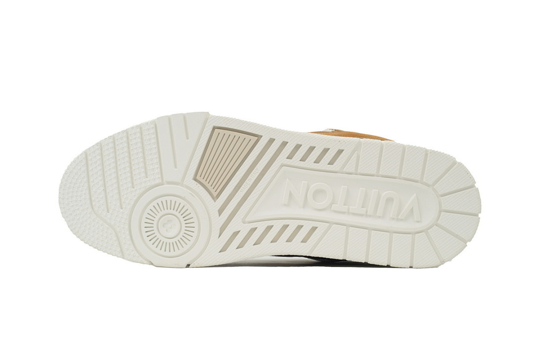 FC God Batch LOUIS VUITTON Trainer Brown Skin With White Background