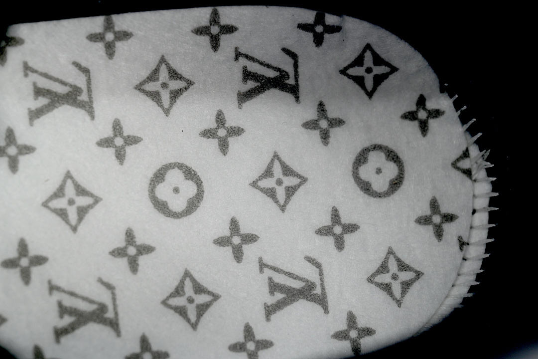 FC God Batch Louis Vuitton Trainer Murakami Takashi Black