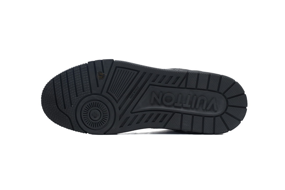 FC God Batch  Louis Vuitton Trainer Black Embossed