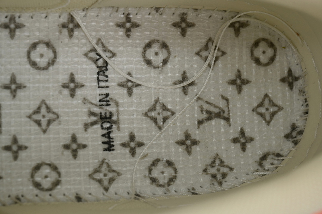 FC God Batch LOUIS VUITTON Trainer Orange  Color Block