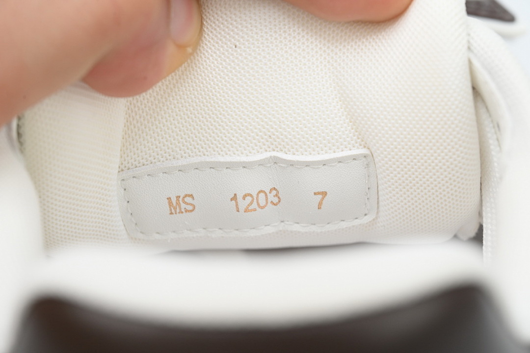 FC God Batch LOUIS VUITTON Trainer Coffee Velcro Mesh