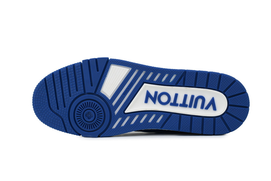 FC God Batch  Louis Vuitton Trainer Embossed Blue White 