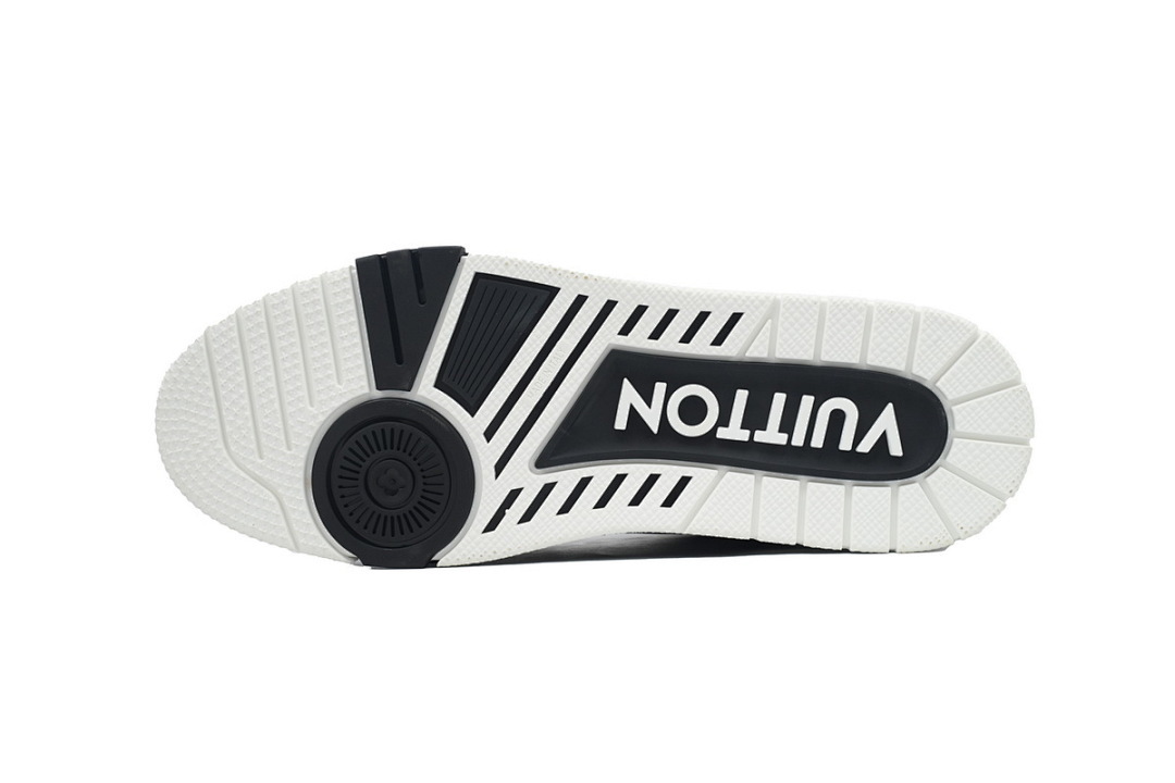 FC God Batch LOUIS VUITTON Trainer Black Gray White