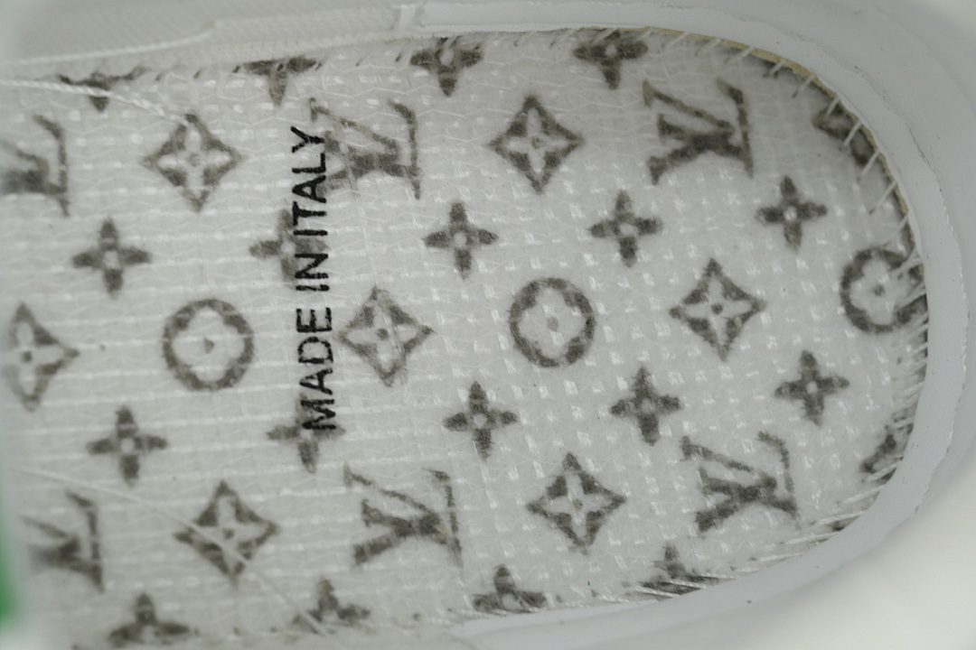 FC God Batch  Louis Vuitton Trainer Embossed White Green