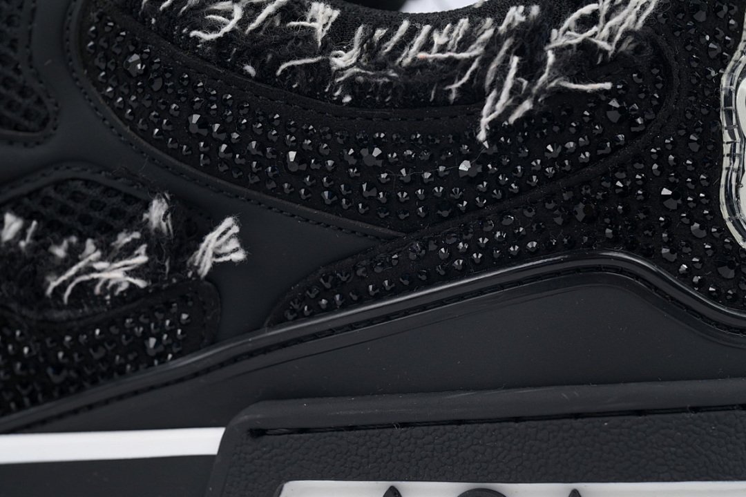 FC God Batch LOUIS VUITTON Skate Horse hair Black Diamond