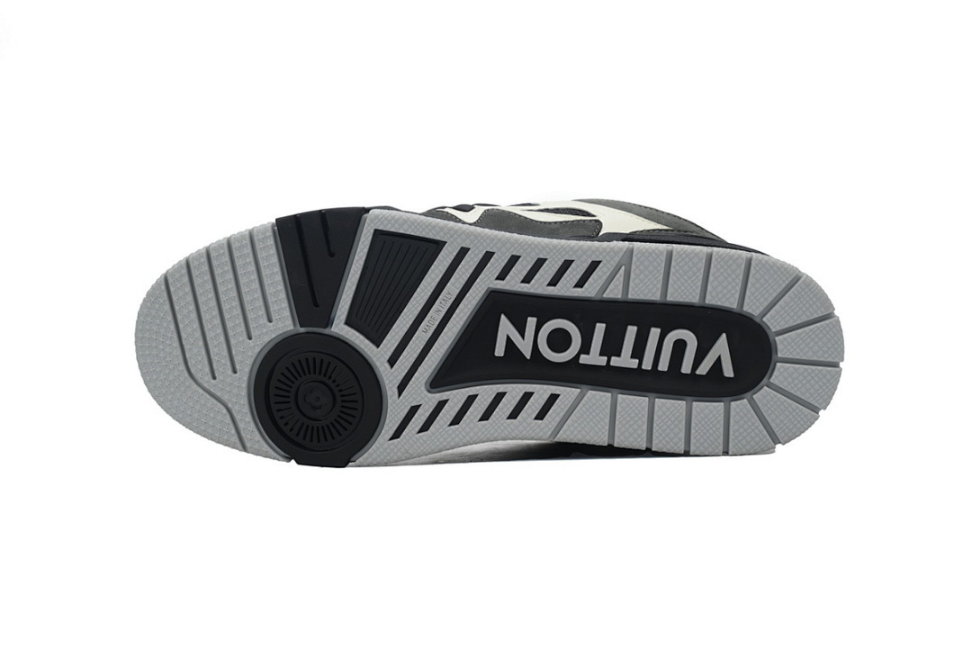 FC God Batch LOUIS VUITTON Skate Black & Gray