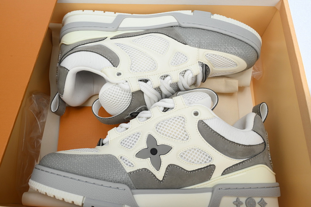 FC God Batch LOUIS VUITTON Skate White & Gray