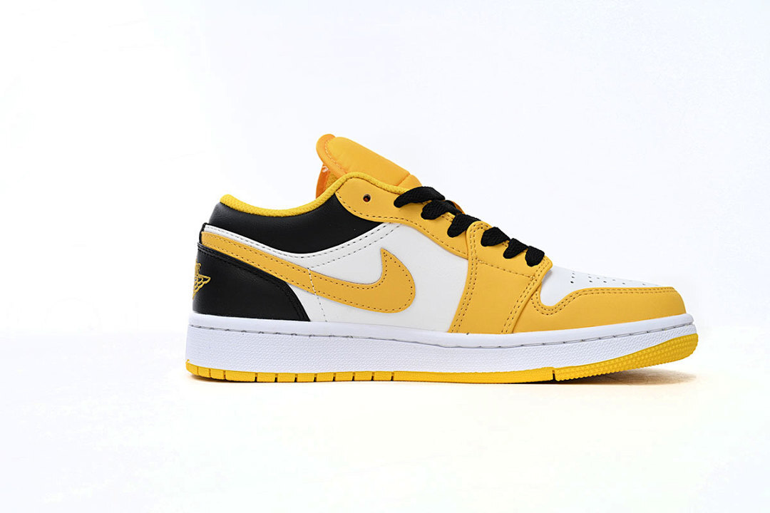  Air Jordan 1 Low “University Gold” 553560-701