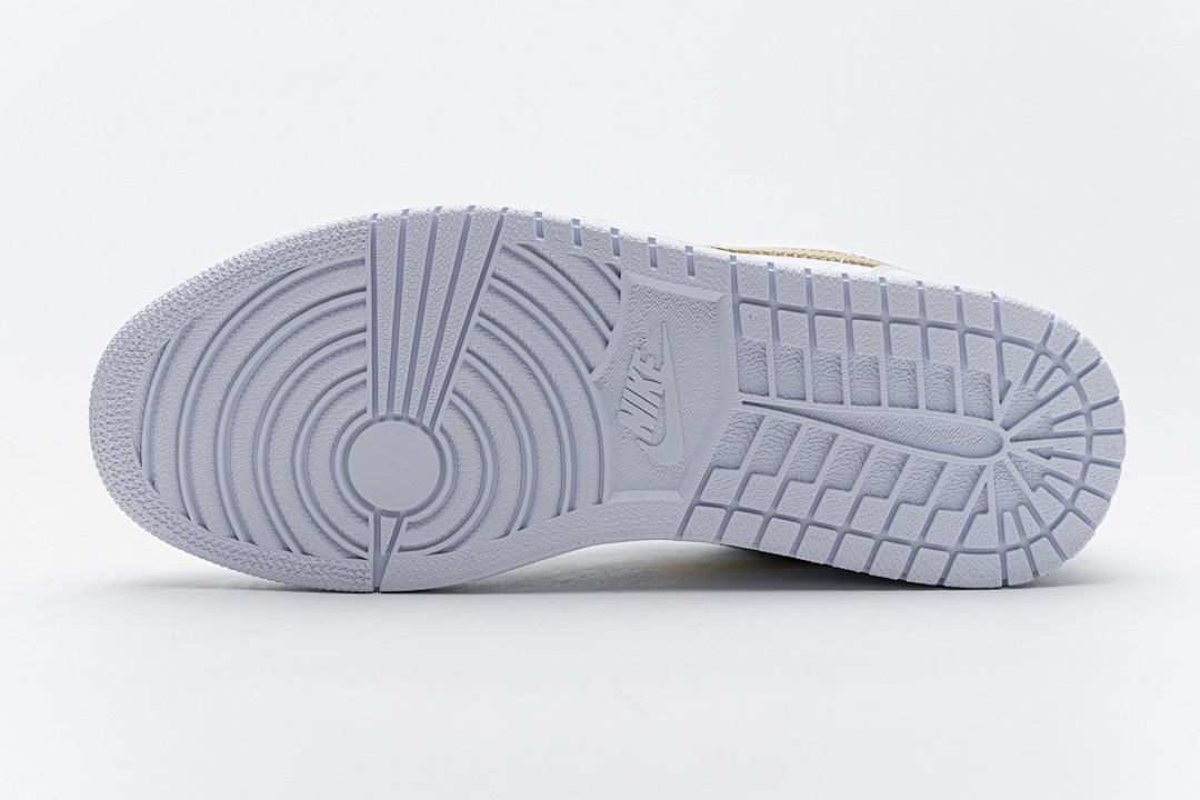  Air Jordan 1 Low White Metallic Gold CZ4776-100