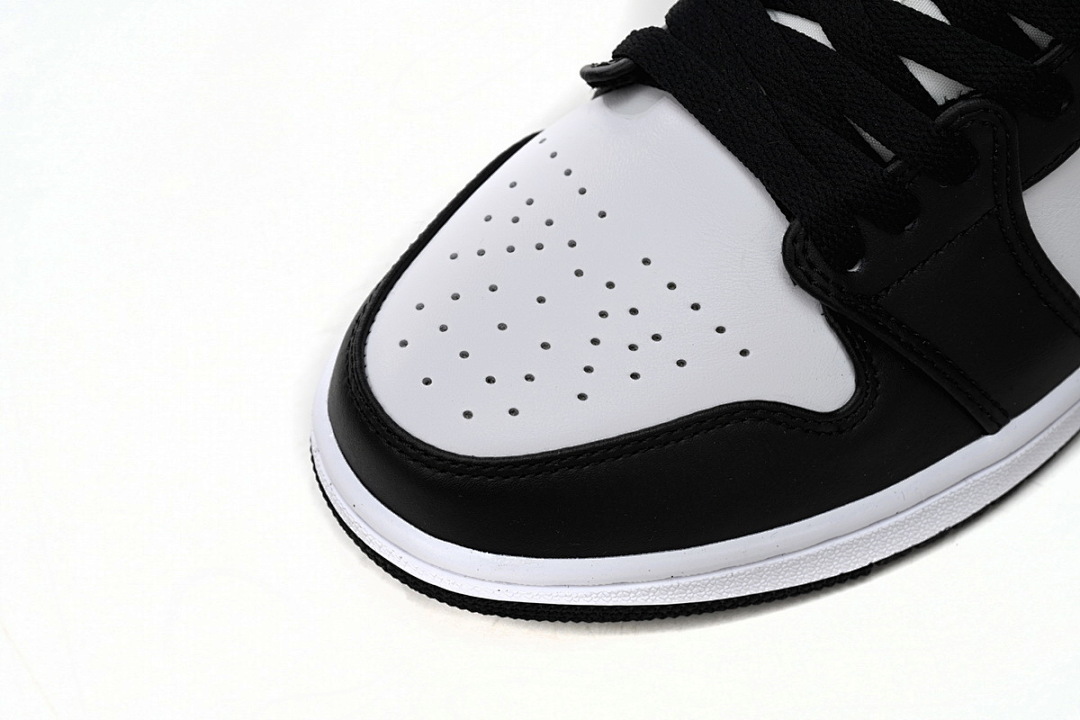 Air Jordan 1 Low Black And White DC0774-101 