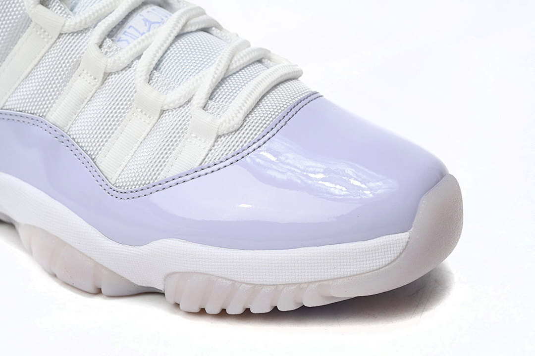  FC God Batch   Air Jordan 11 Low “Pure Violet” AH7860-101