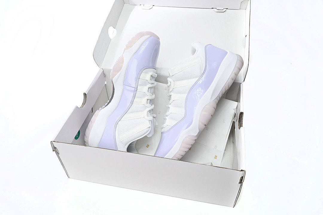  FC God Batch   Air Jordan 11 Low “Pure Violet” AH7860-101