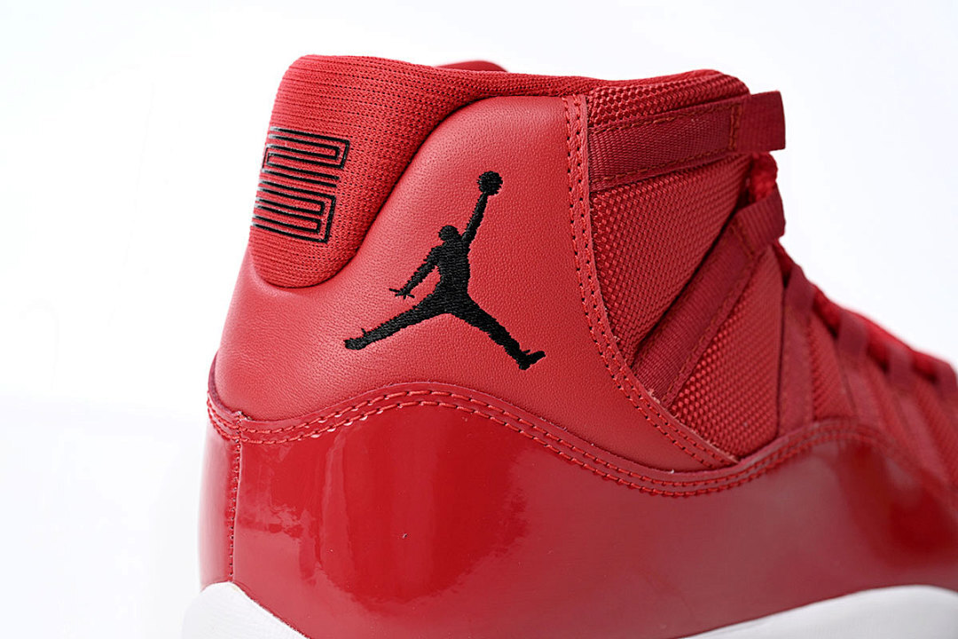  FC God Batch  Air Jordan 11 Retro Win Like 96  378037-623