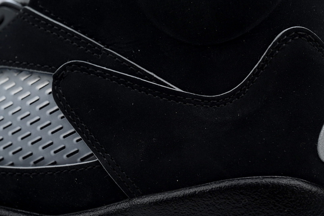 FC God Batch Air Jordan 5“Black Metallic Reimagined" HF3975-001 