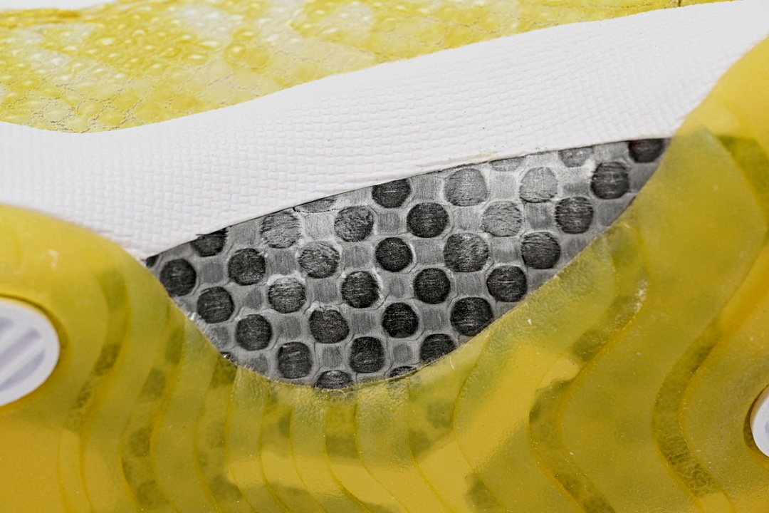 FC God Batch  Air Jordan 11 Low WMNS “Yellow Snakeskin” AH7860-107