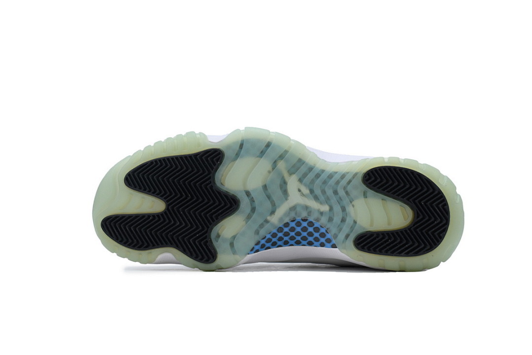FC God Batch   Air Jordan 11 Retro Low 'Legend Blue'  AV2187-117