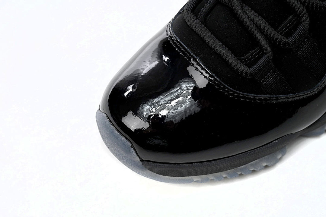 FC God Batch  Air Jordan 11 Retro Cap and Gown 378037-005