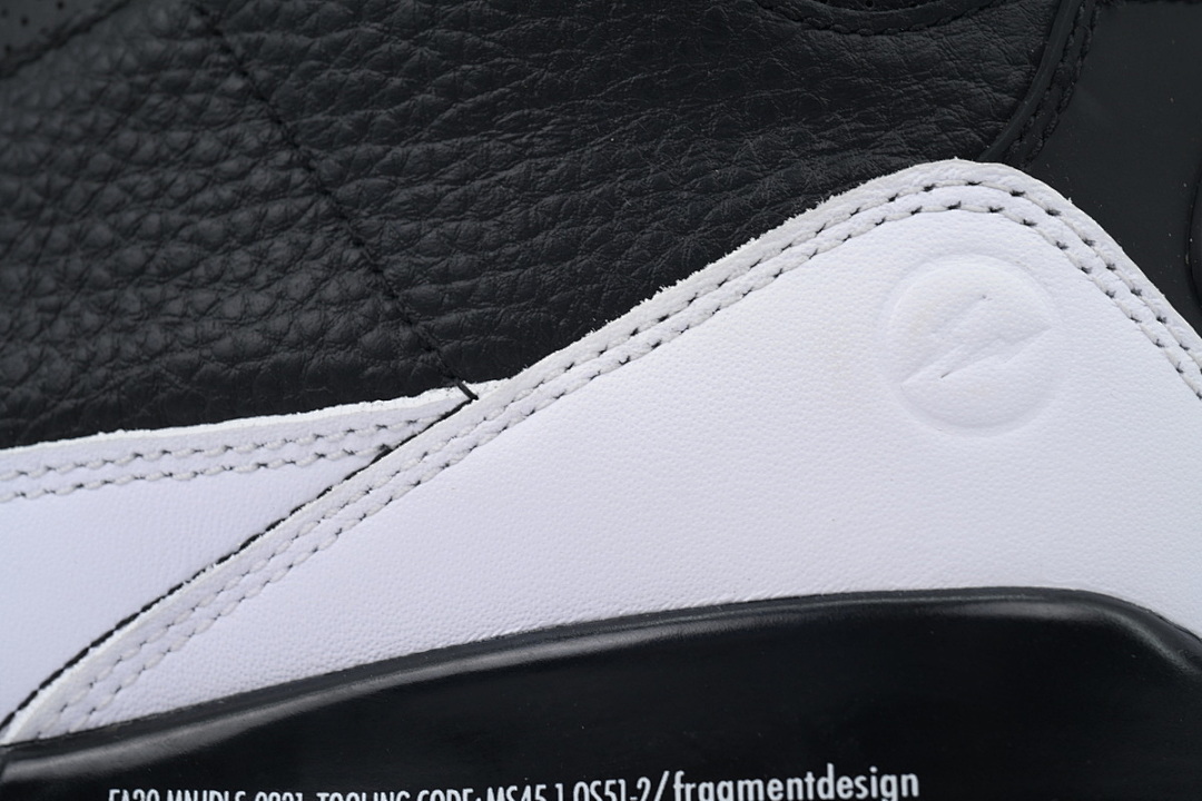 FC God Batch  Fragment Design x Air Jordan 3 Black And White DA3595-001 