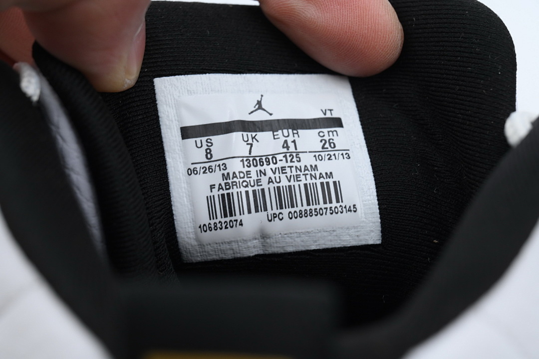 FC God Batch  Air Jordan 12 Retro 'Taxi'   130690-125