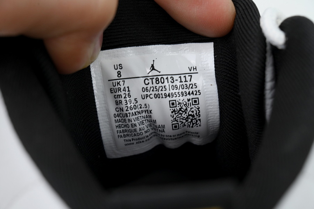 FC God Batch   Air Jordan 12 Retro 'Taxi'  CT8013-117