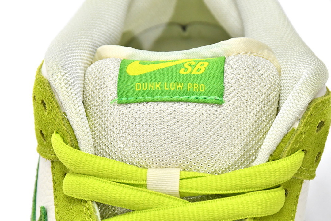 FC God Batch  Nike Dunk Low Pro SB 'Fruity Pack - Green Apple' DM0807-300