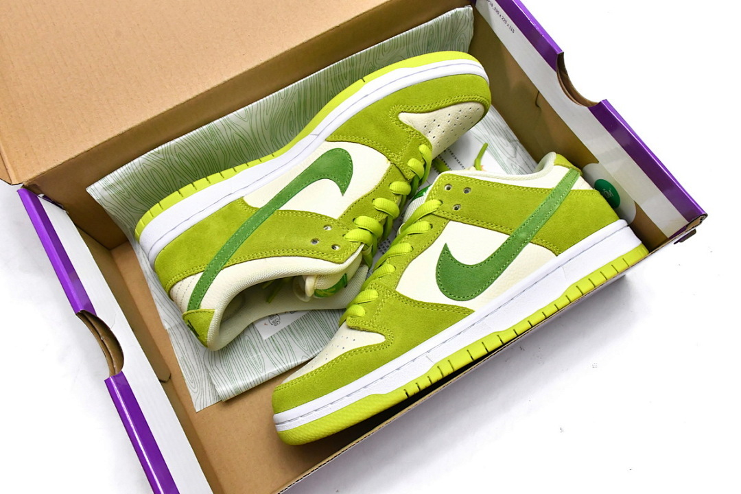 FC God Batch  Nike Dunk Low Pro SB 'Fruity Pack - Green Apple' DM0807-300