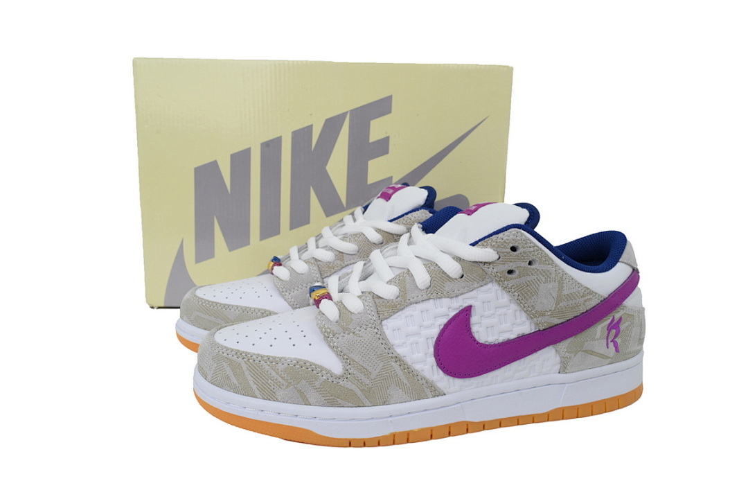 FC God Batch Rayssa Leal x Nike Dunk Low SB  FZ5251-001 