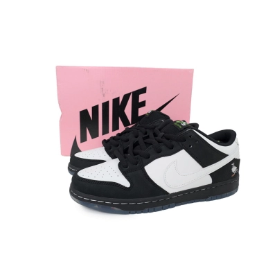 FC God Batch  Staple x Nike SB Dunk Low“Panda Pigeon” BV1310-013 02