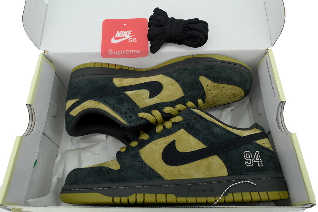  FC God Batch  Nike Supreme x Dunk Low SB 'Camper Green'   HQ8487-300