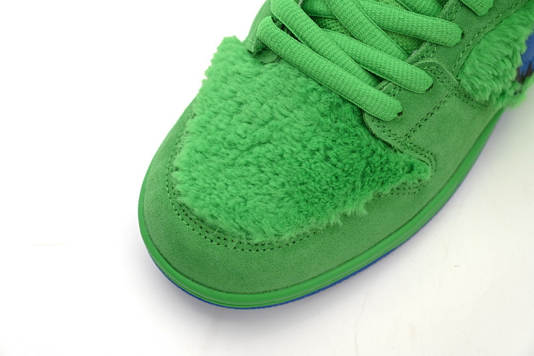 FC God Batch  Grateful Dead x Nike SB Dunk Low “Green Bear”  CJ5378-300