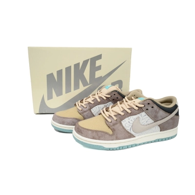  LJR  Nike SB Dunk Low “Big Money Savings” FZ3129-200 02