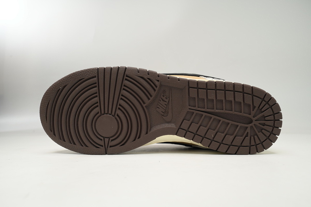 LJR  Nike Travis Scott X SB DunkGrey White Cashew Fruit CT5053-010 