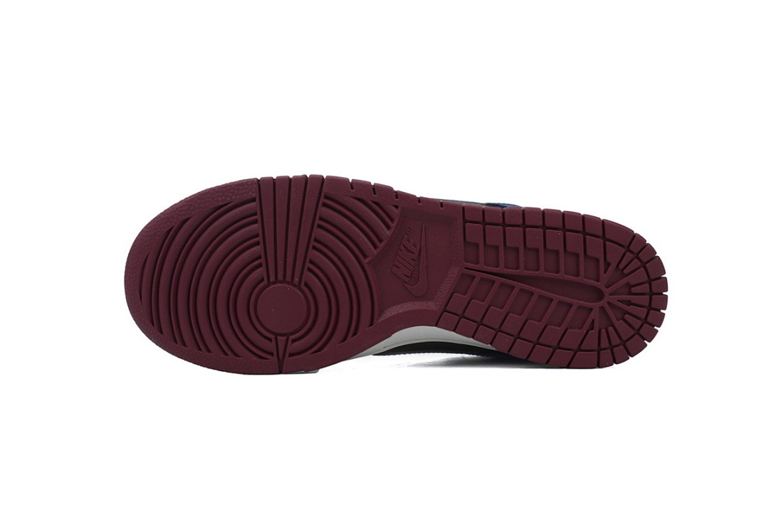 LJR   Nike SB Dunk Low 1503-151