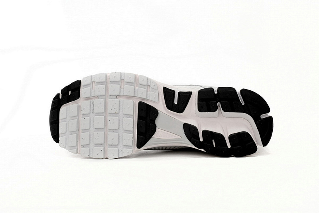  NikeAir Zoom Vomero 5 Grey BV1358-001