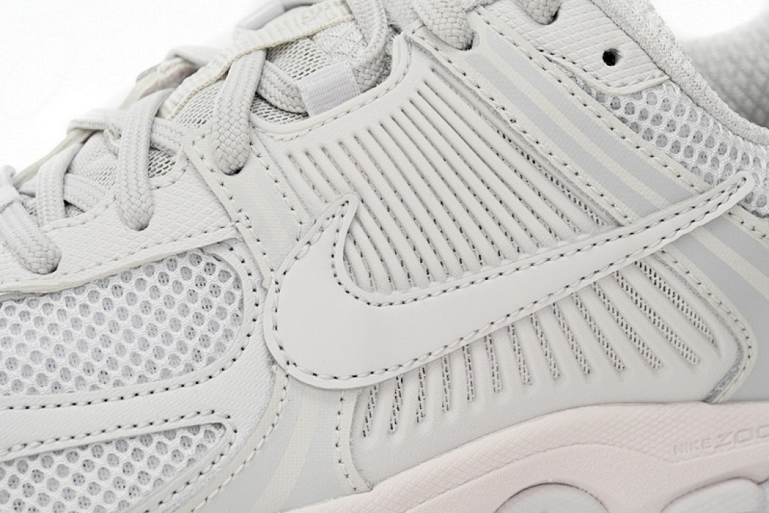  NikeAir Zoom Vomero 5 Grey BV1358-001