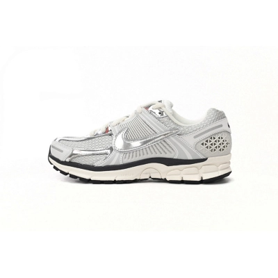 NikeAir Zoom Vomero 5 Silver  FD0884-025  01