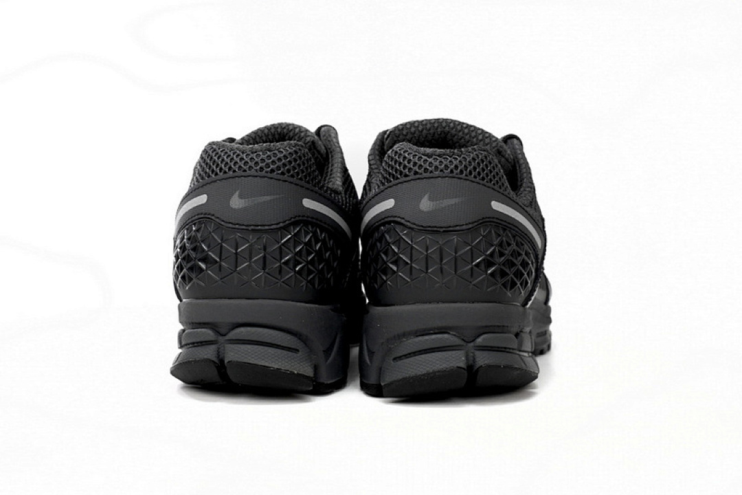 NikeAir Zoom Vomero 5 Black BV1358-002            