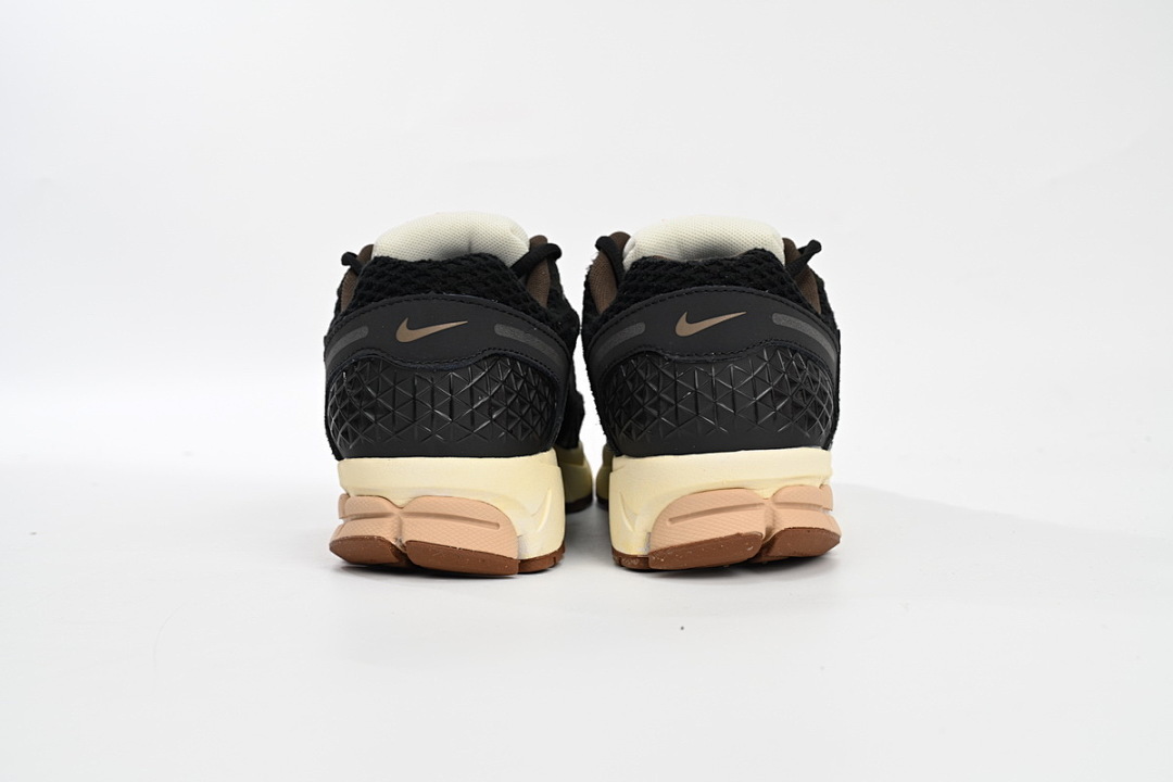 NikeAir Zoom Vomero 5 Pure Black  FD0533-010                      