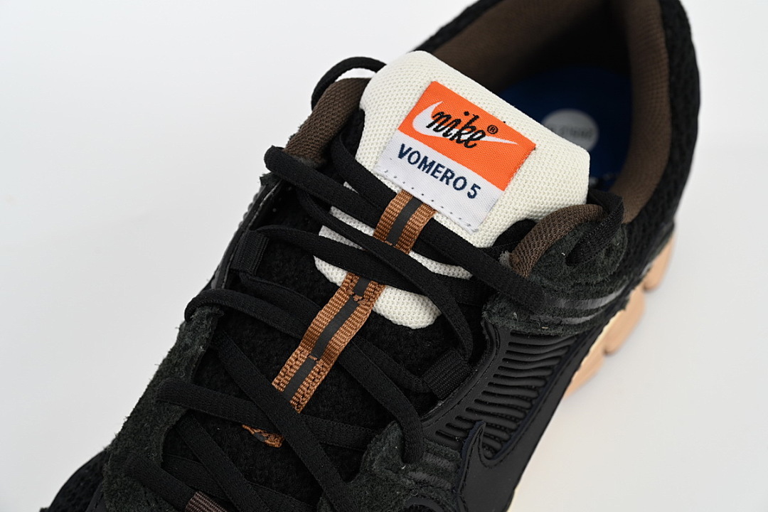 NikeAir Zoom Vomero 5 Pure Black  FD0533-010                      