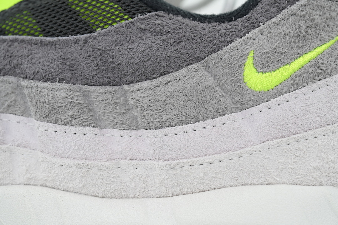 FC God Batch  Nike Air Max 95 OG 'Reverse Neon' HM4738-001