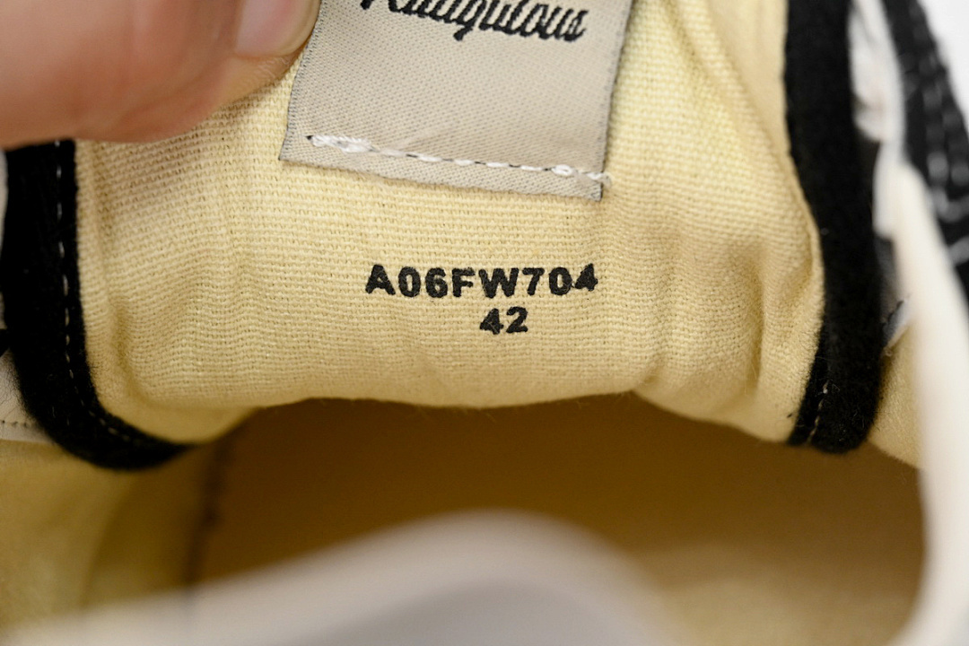 FC God Batch MIHARA YASUHIRO Black And White  NO.703 